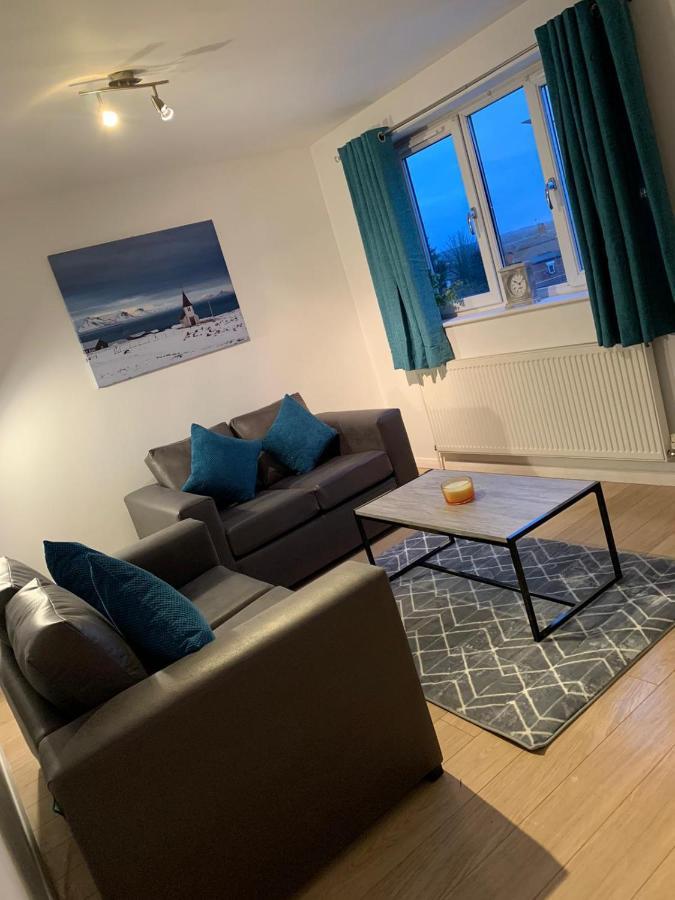 Walnut Apartments Скънторп Екстериор снимка