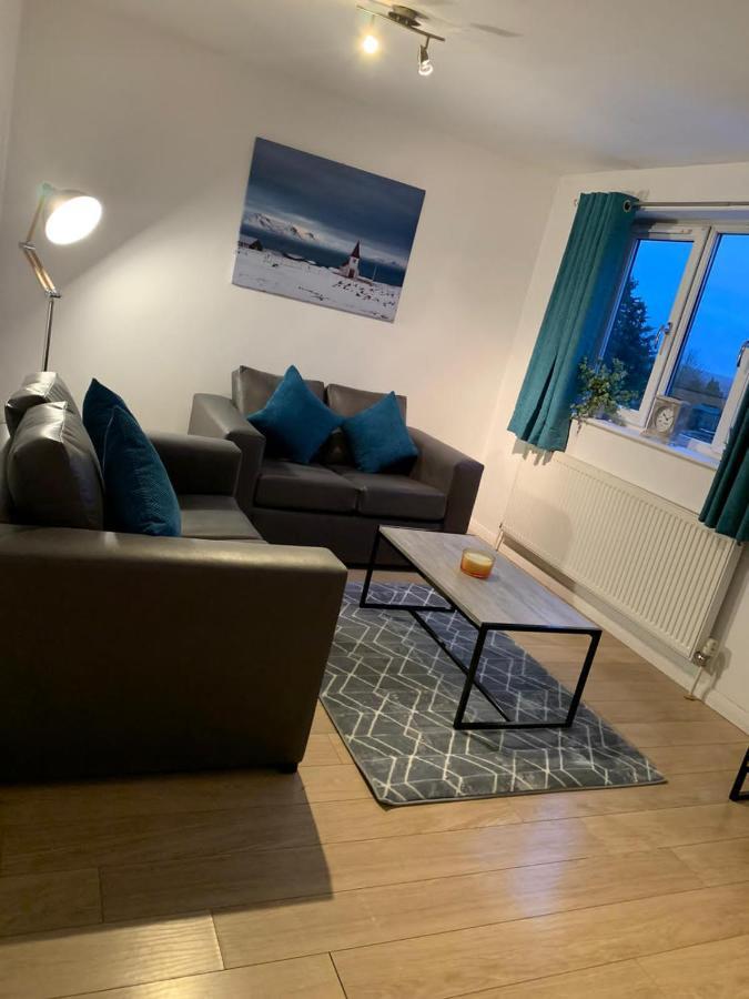 Walnut Apartments Скънторп Екстериор снимка