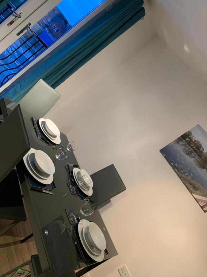 Walnut Apartments Скънторп Екстериор снимка