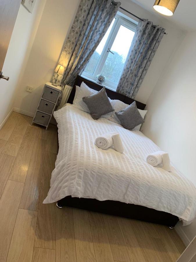 Walnut Apartments Скънторп Екстериор снимка