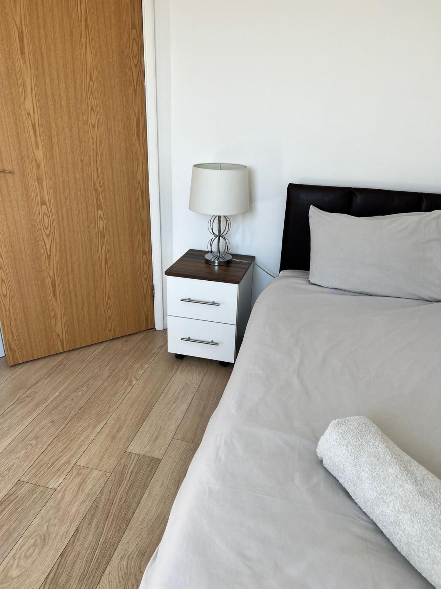 Walnut Apartments Скънторп Екстериор снимка