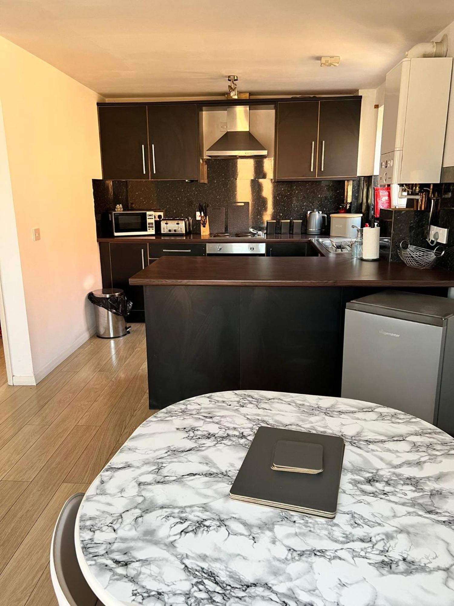 Walnut Apartments Скънторп Екстериор снимка