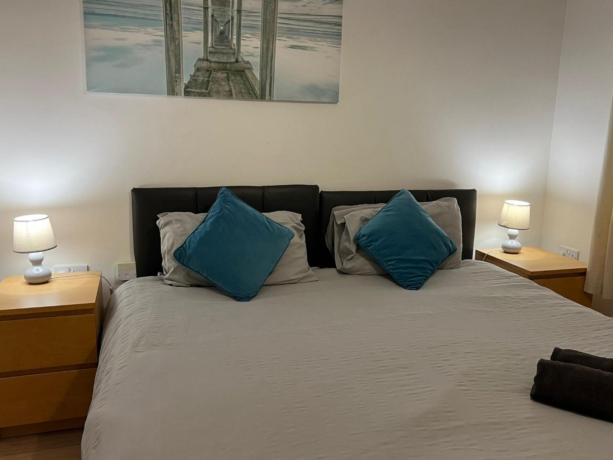 Walnut Apartments Скънторп Екстериор снимка